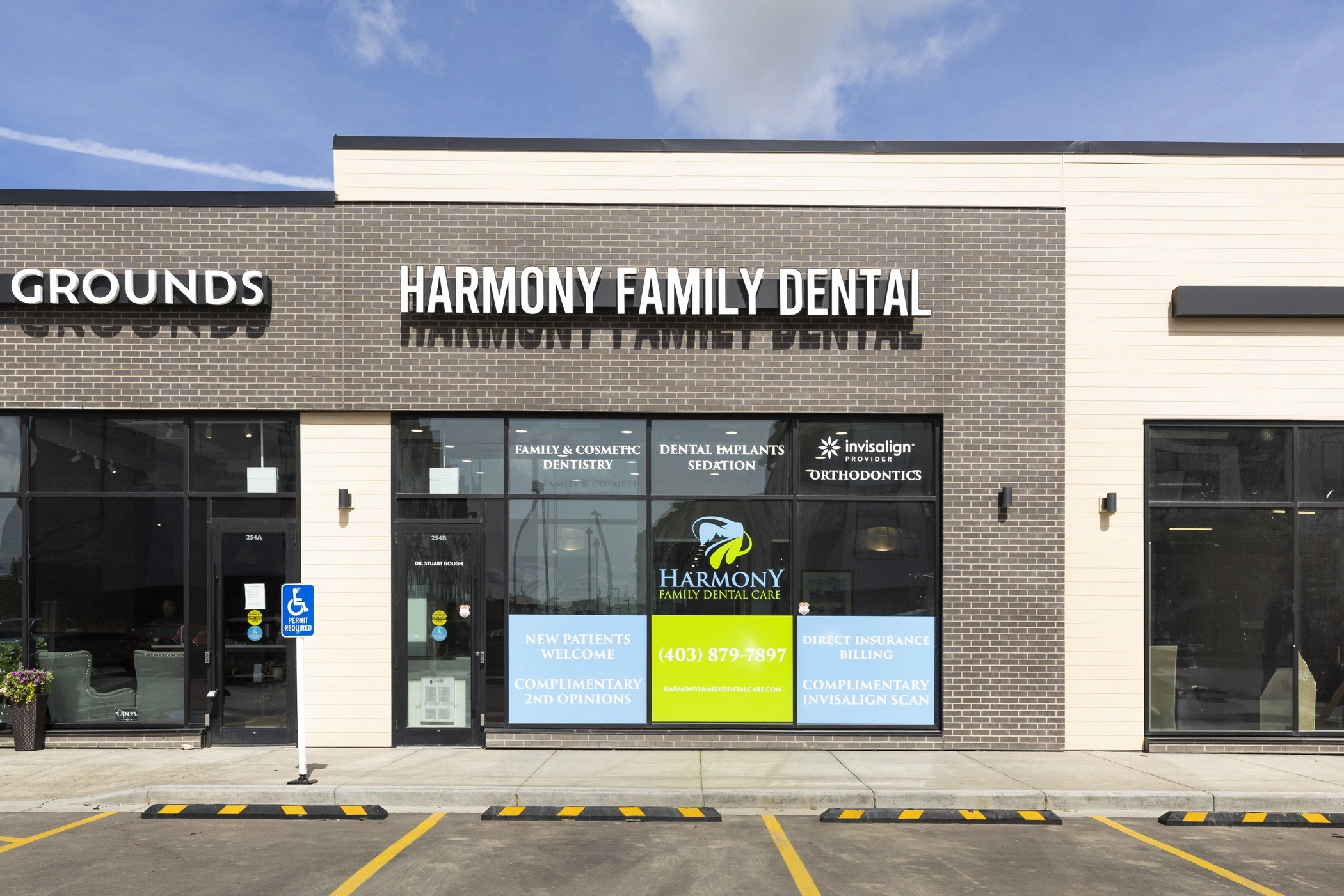 modern dental clinic near harmony, ab